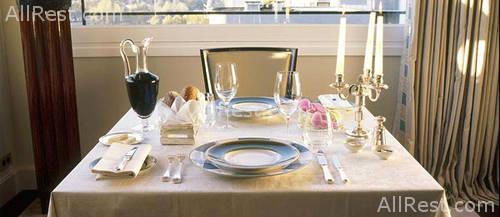 Hotel Plaza Athenee 42